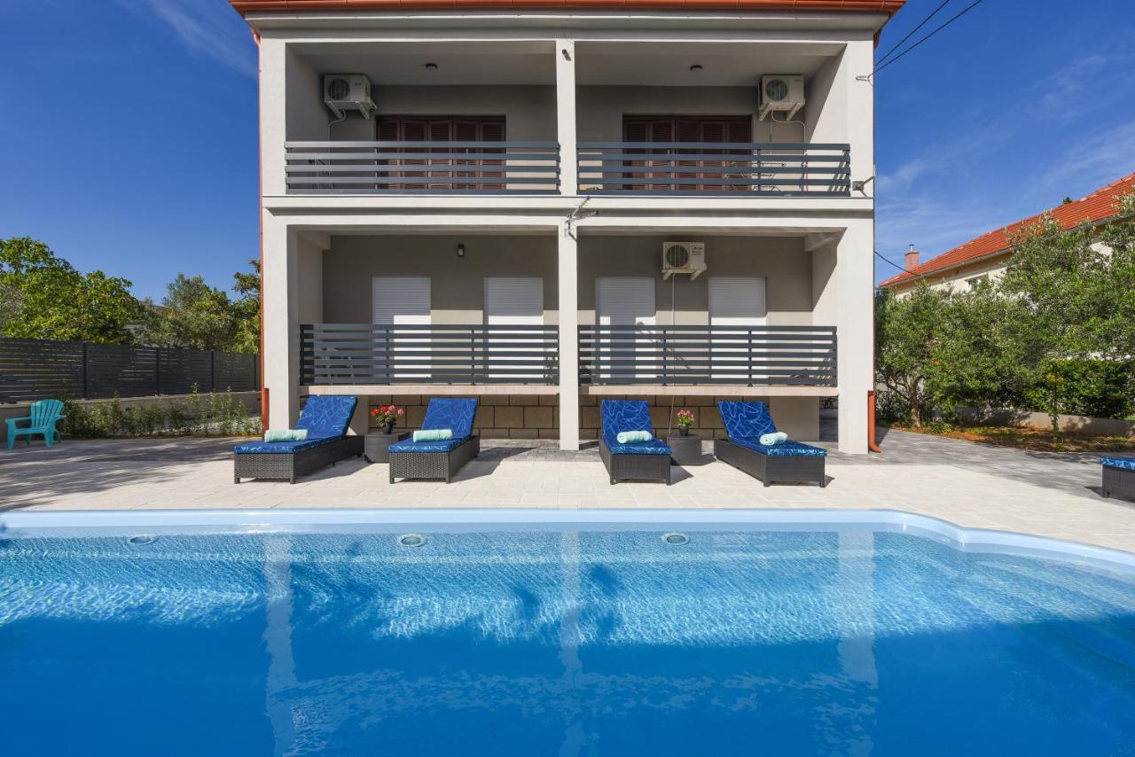 Endless Summer House Barbara Zadar